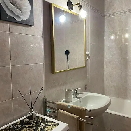 Διαμέρισμα Casa Lily Cozy Stone Studio W Free Private Parking Μιλάνο