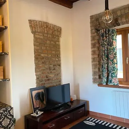Casa Lily Cozy Stone Studio W Free Private Parking Διαμέρισμα Μιλάνο